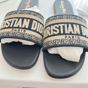 Brand New Dior Dway Slides